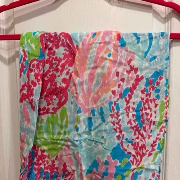 NWT Lilly Pulitzer Lets Cha Cha Murfee Fringe Scarf Rayon Coral Reef - Picture 4 of 8
